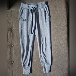 under armour gray joggers